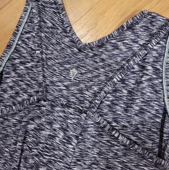 Ivivva by Lululemon Girls Space Dye Tank - Picture 4 of 5